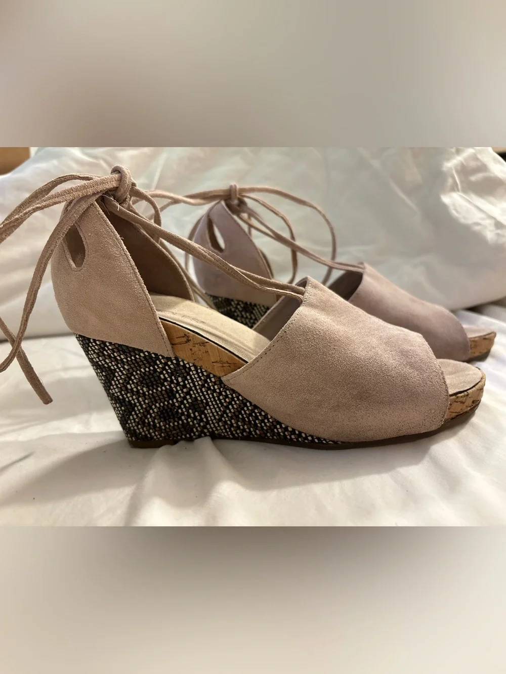 AEROSOLES that effortless